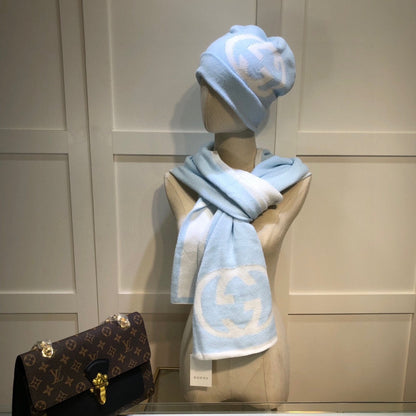 SET HAT AND SCARF IN LIGHT BLUE MIX WHITE CASHMERE 946330