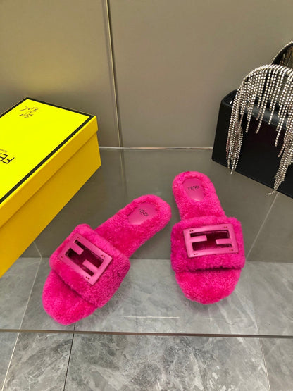 FENDI BAGUETTE SLIDE SLIPPERS IN DEEP PINK WOOL