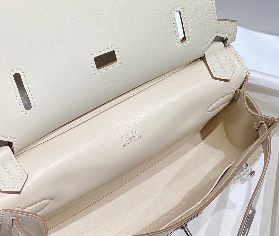 HM JYPSIERE SHOULDER BAG 23 IN BEIGE CALFSKIN SILVER HARDWARE