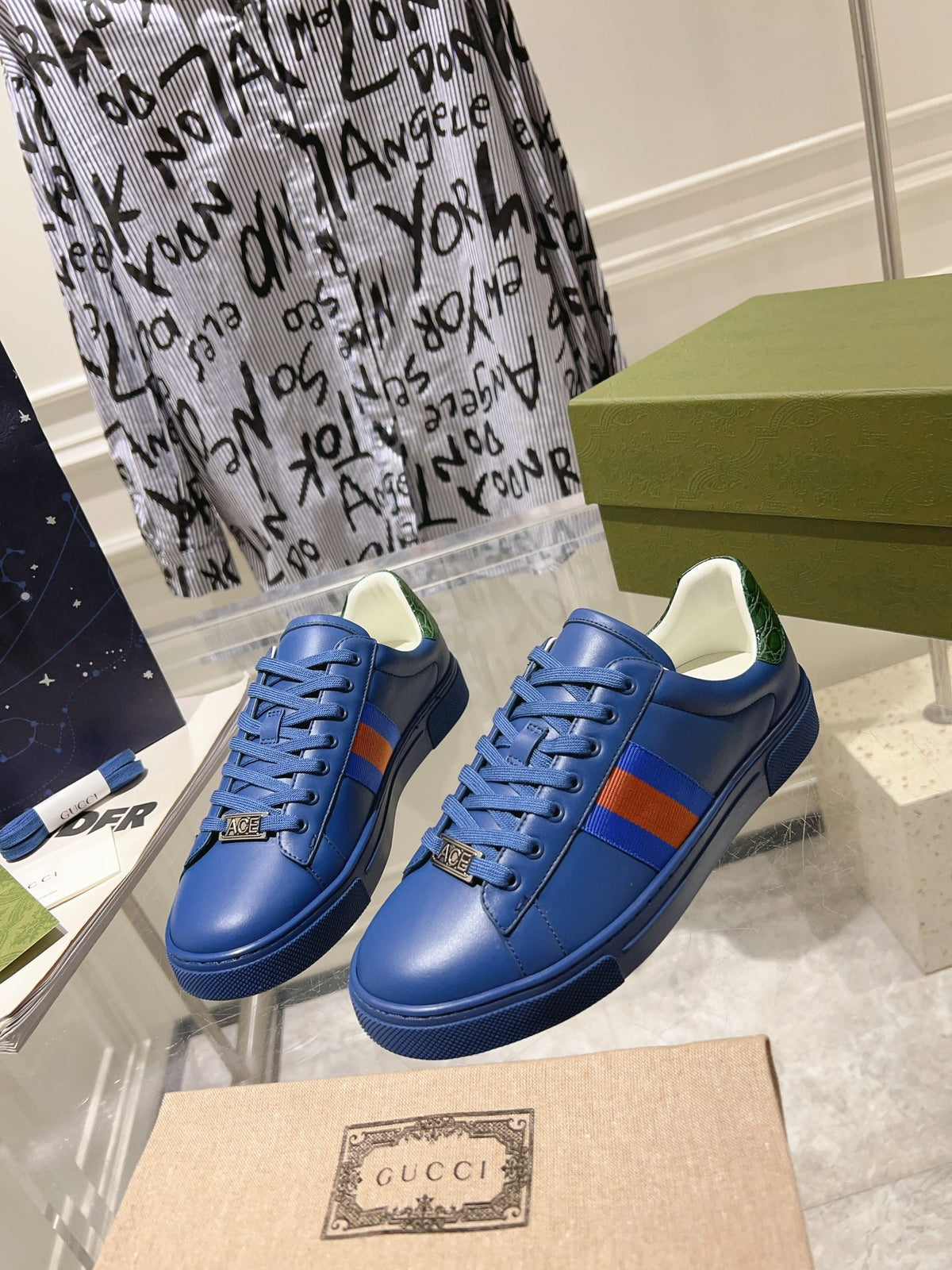 GG ACE GG SUPREME TRAINER AZURE CALFSKIN