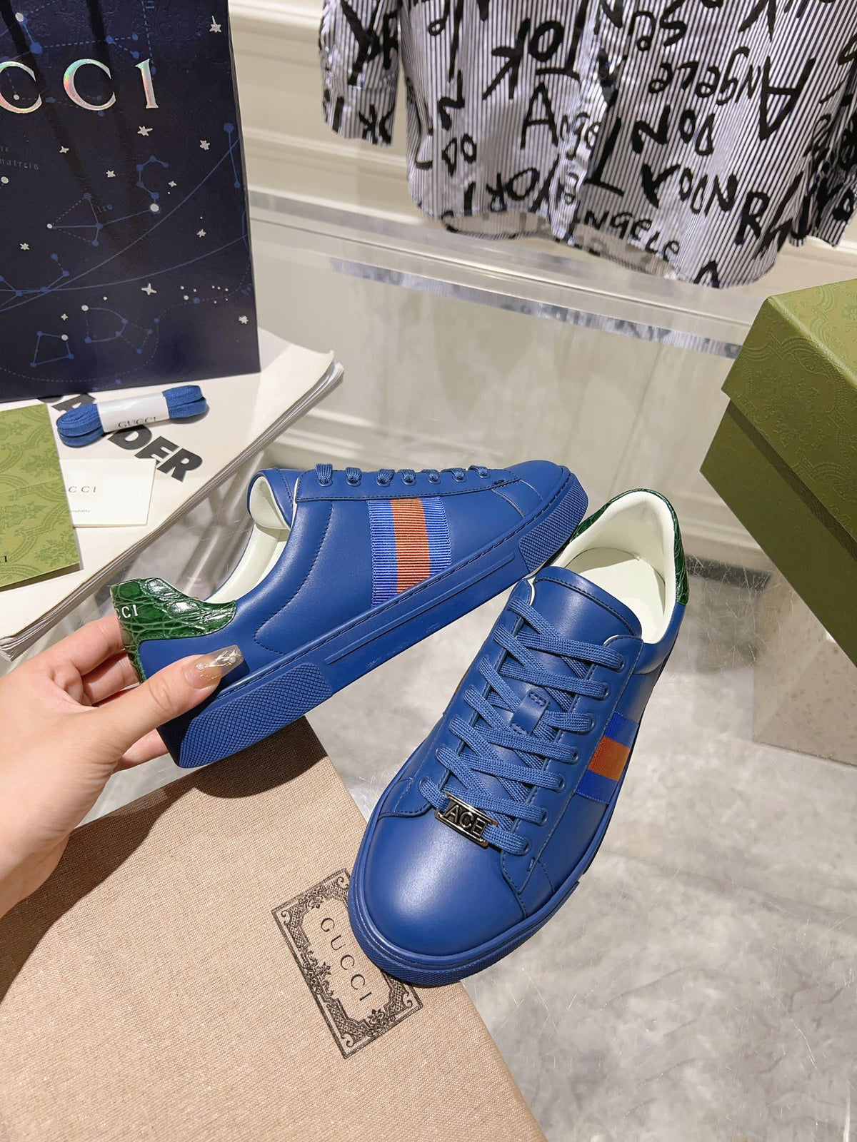 GG ACE GG SUPREME TRAINER AZURE CALFSKIN