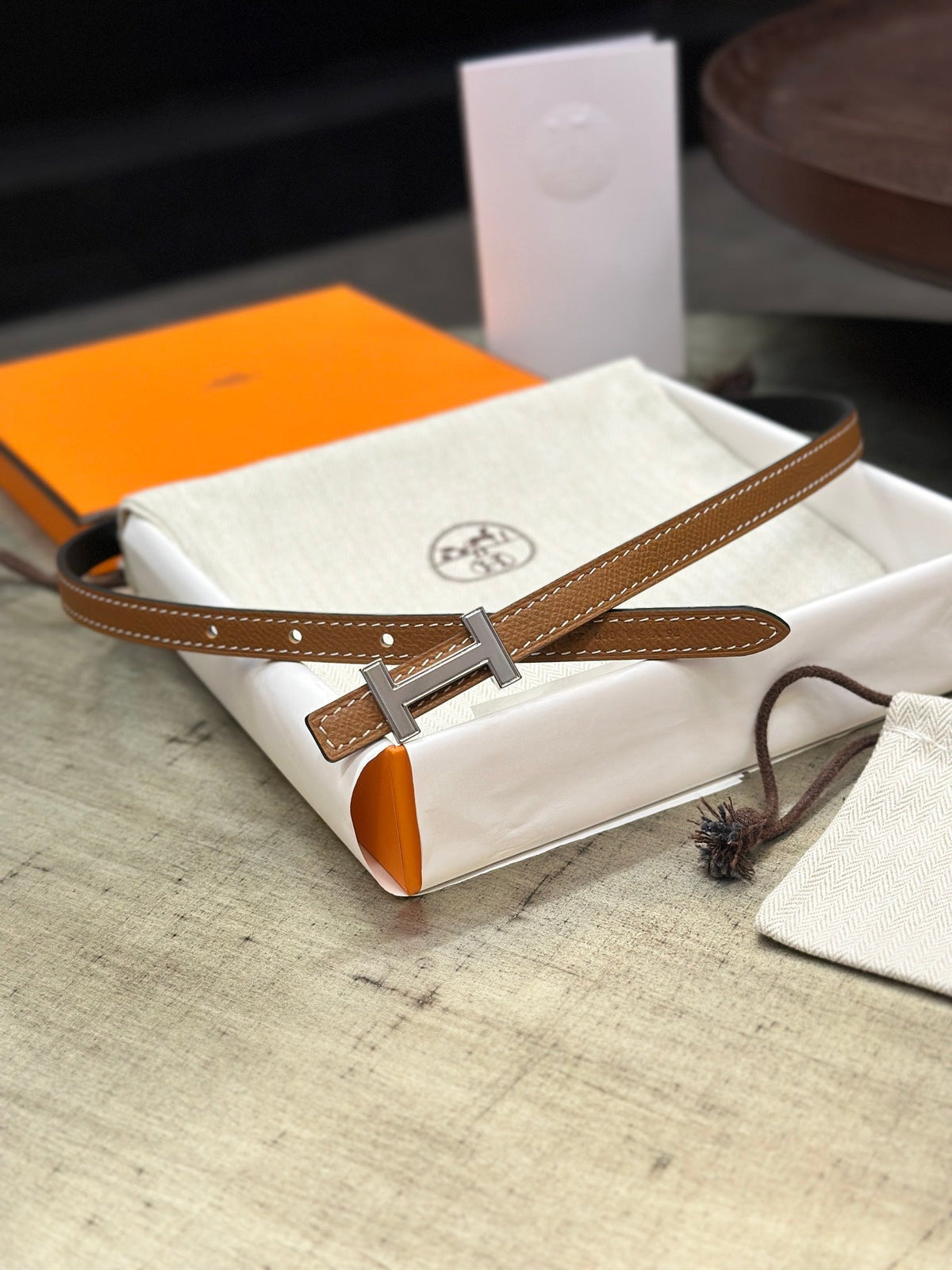 HM FOCUS BUCKLE & REVERSIBLE TAWNY BROWN AND BLACK LEATHER STRAP 13MM SILVER HARDWARE