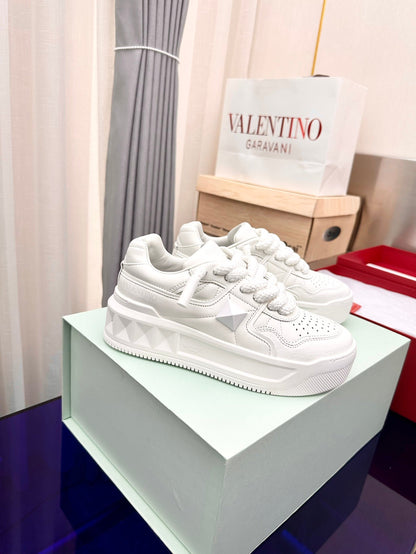 One Stud Garavani White One Stud XL Sneakers