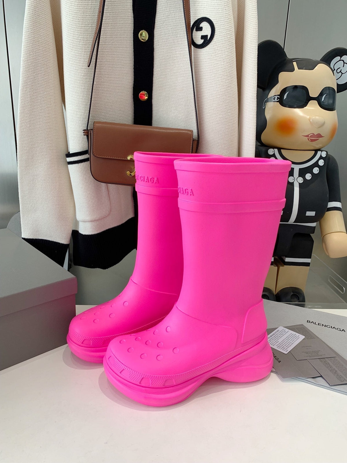 CROCS BOOTS IN BRIGHT PINK RUBBER