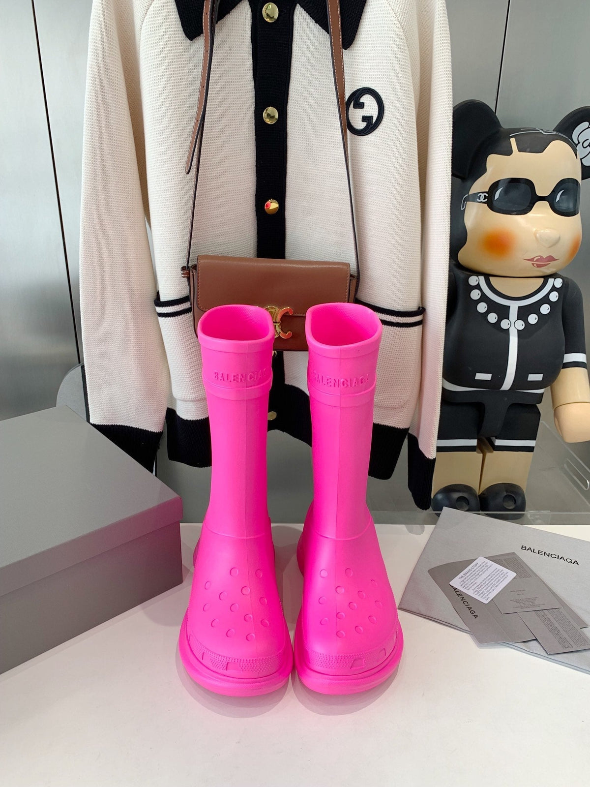 CROCS BOOTS IN BRIGHT PINK RUBBER