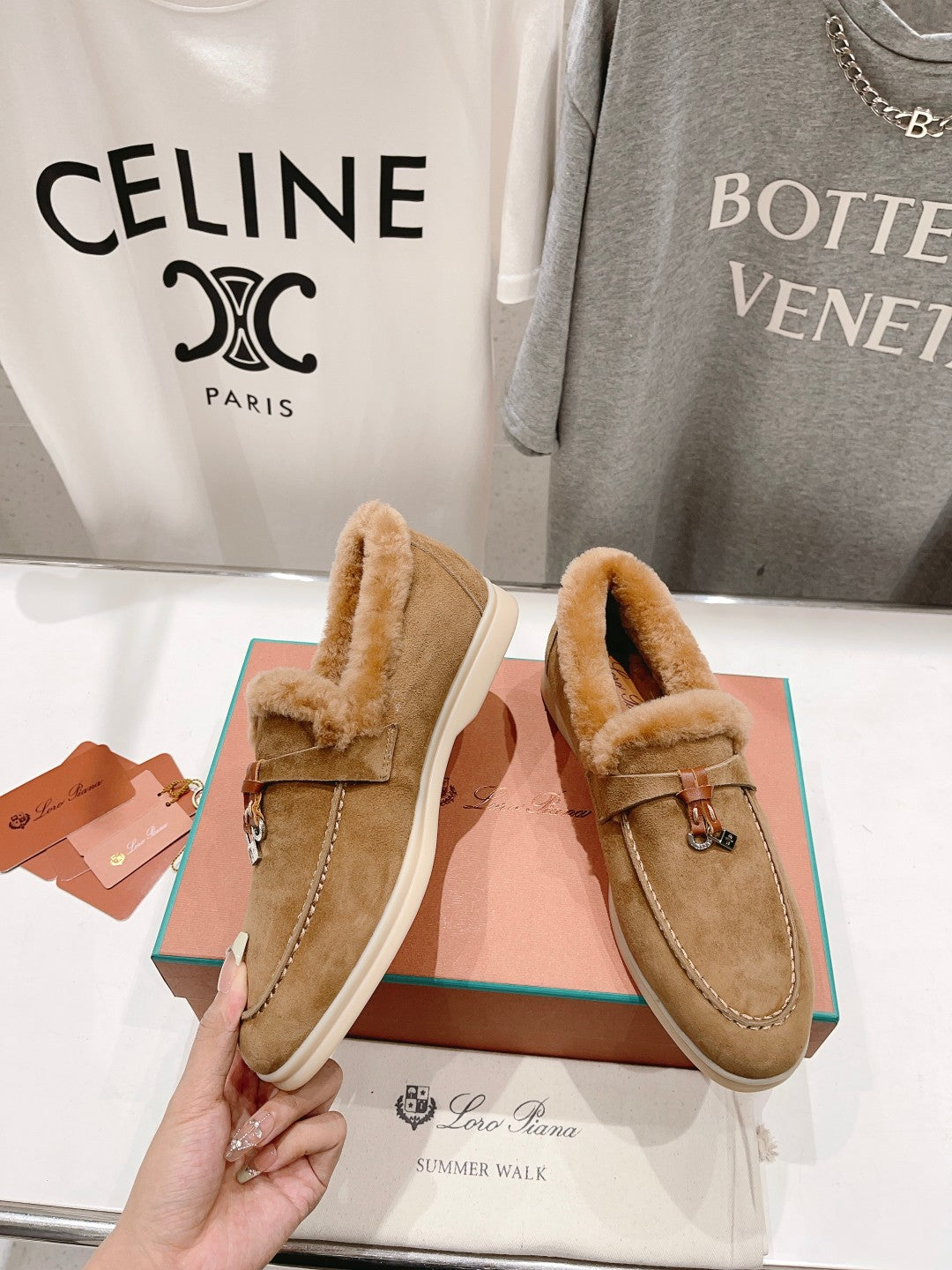 LP SUMMER CHARMS WALK LOAFERS TAWNY FLEECE