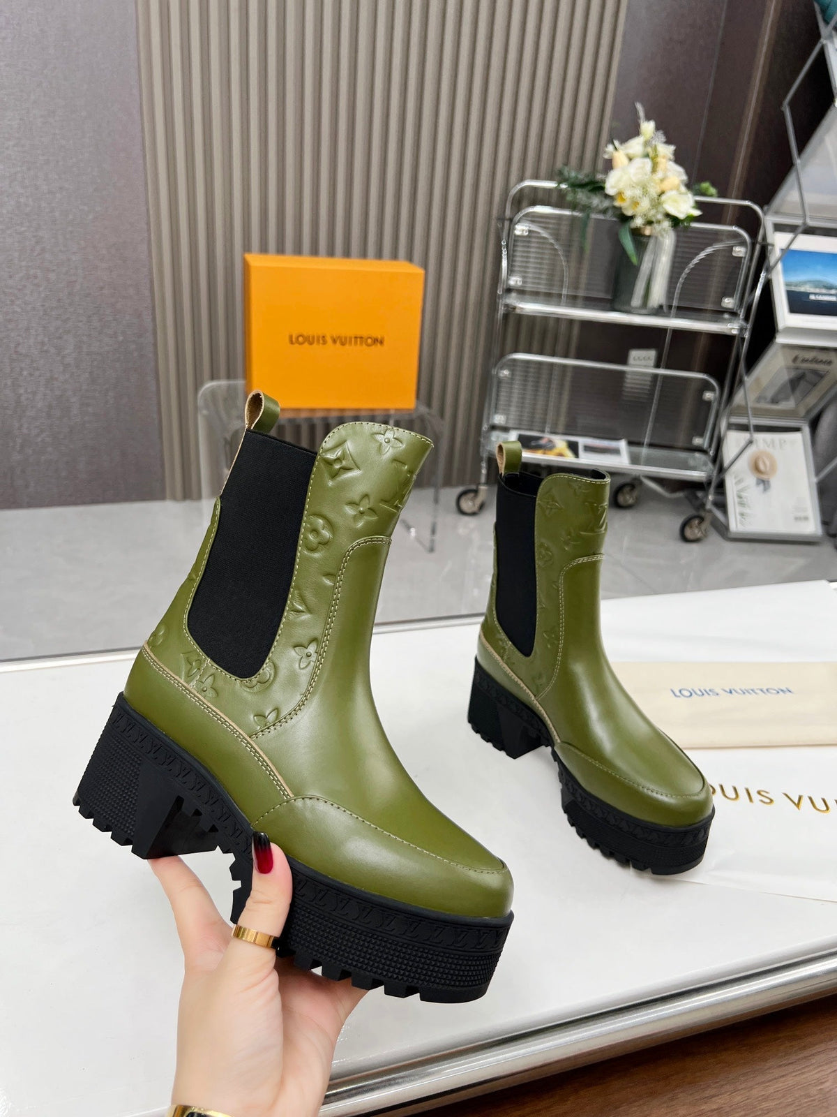 LV WOMEN SHORT BOOT IN DARK OLIVE GREEN CALFSKIN