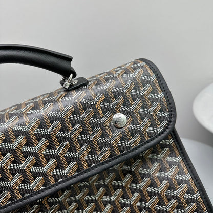 LEGER BACKPACK 37 IN BLACK GOYARDINE CANVAS WITH CALFSKIN TRIM