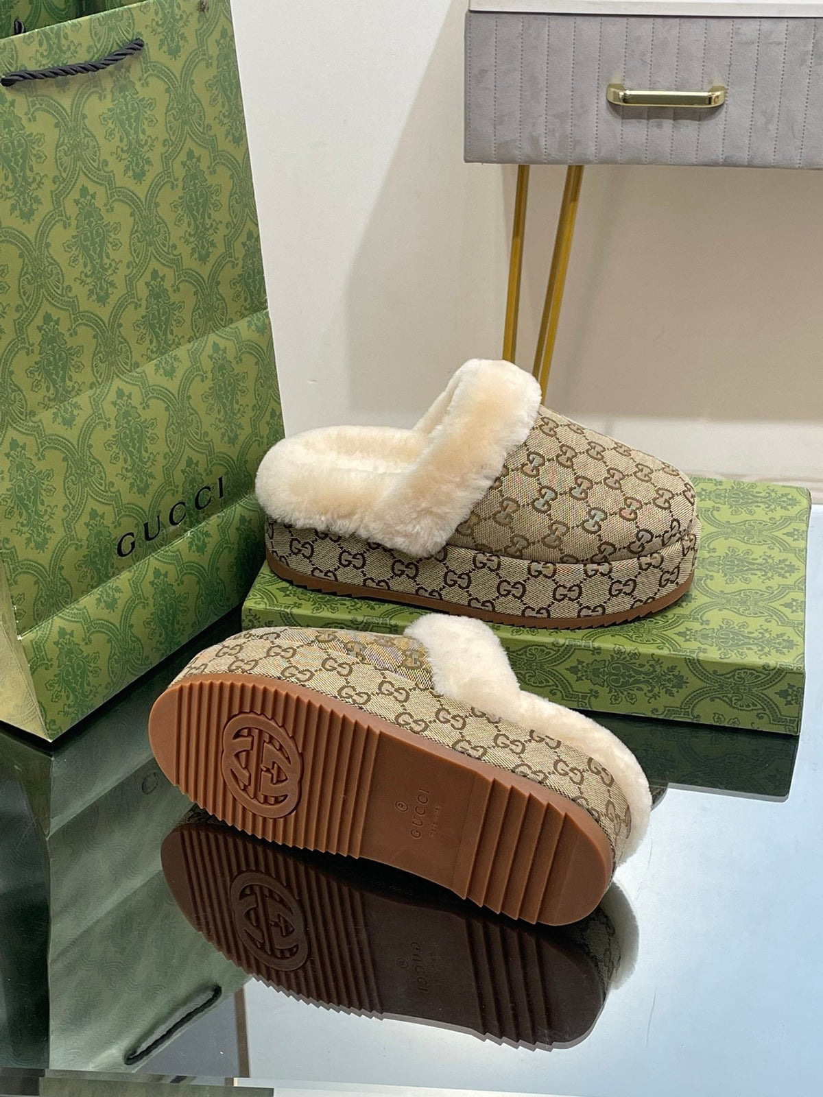 GG MOLLY MULE IN PEANUT BROWN MONOGRAM JACQUARD FABRIC AND SHEARLING LINING