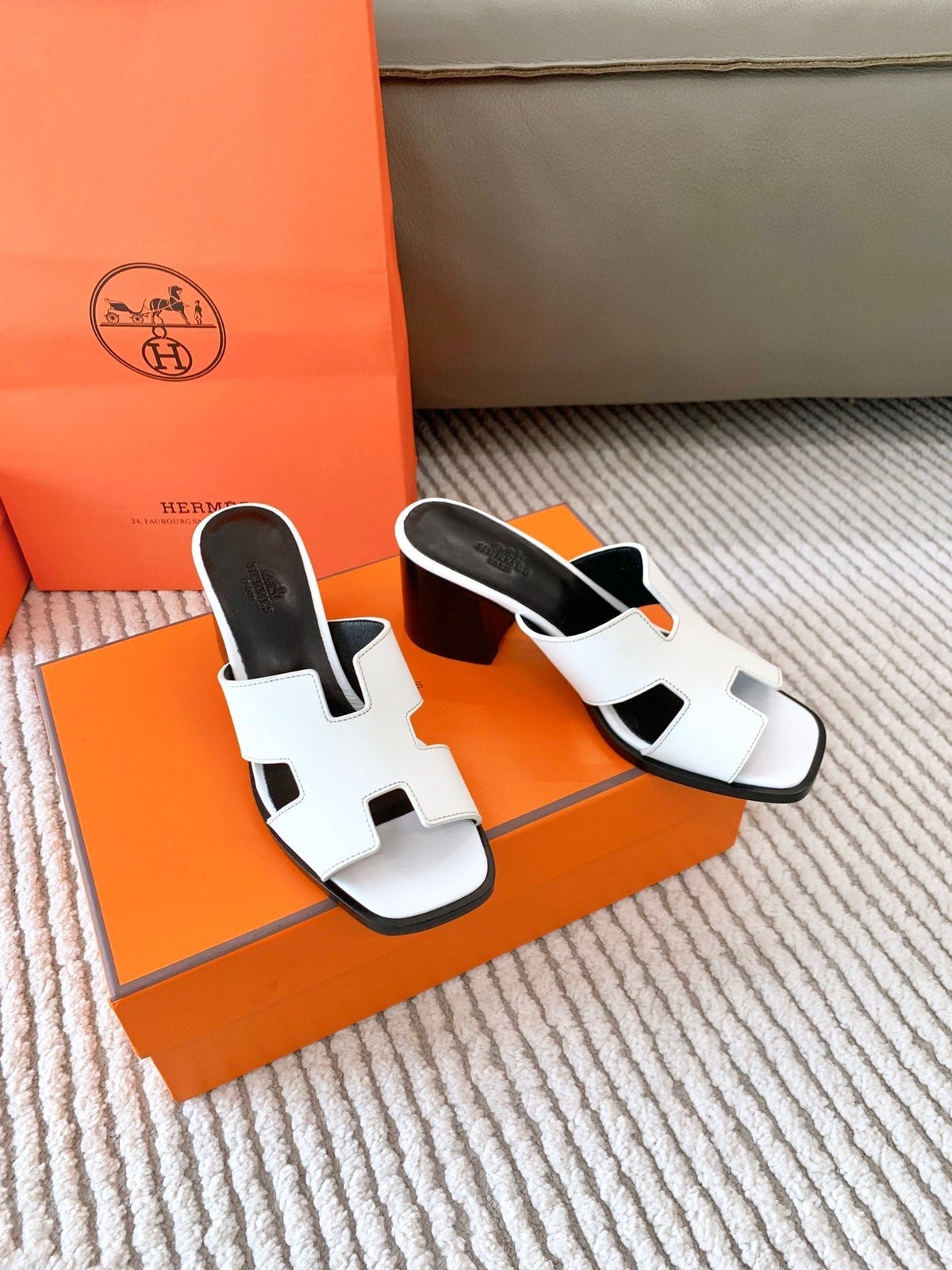 HELIA 60 SANDAL IN WHITE CALFSKIN