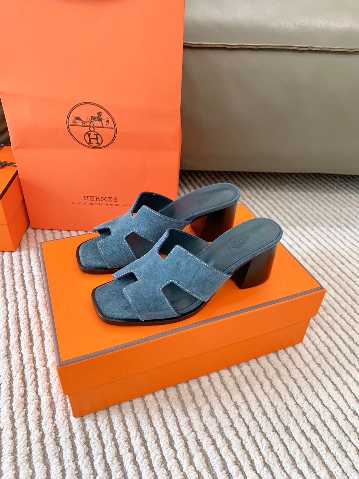HELIA 60 SANDAL IN STONE BLUE SUEDE