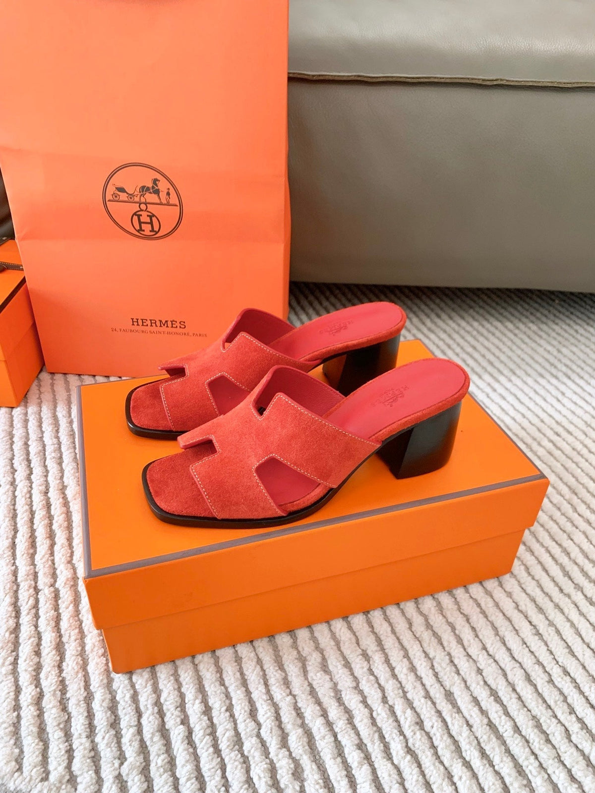 HELIA 60 SANDAL IN CHERRY RED SUEDE