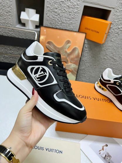 LV WOMEN SNEAKER IN BLACK CALFSKIN