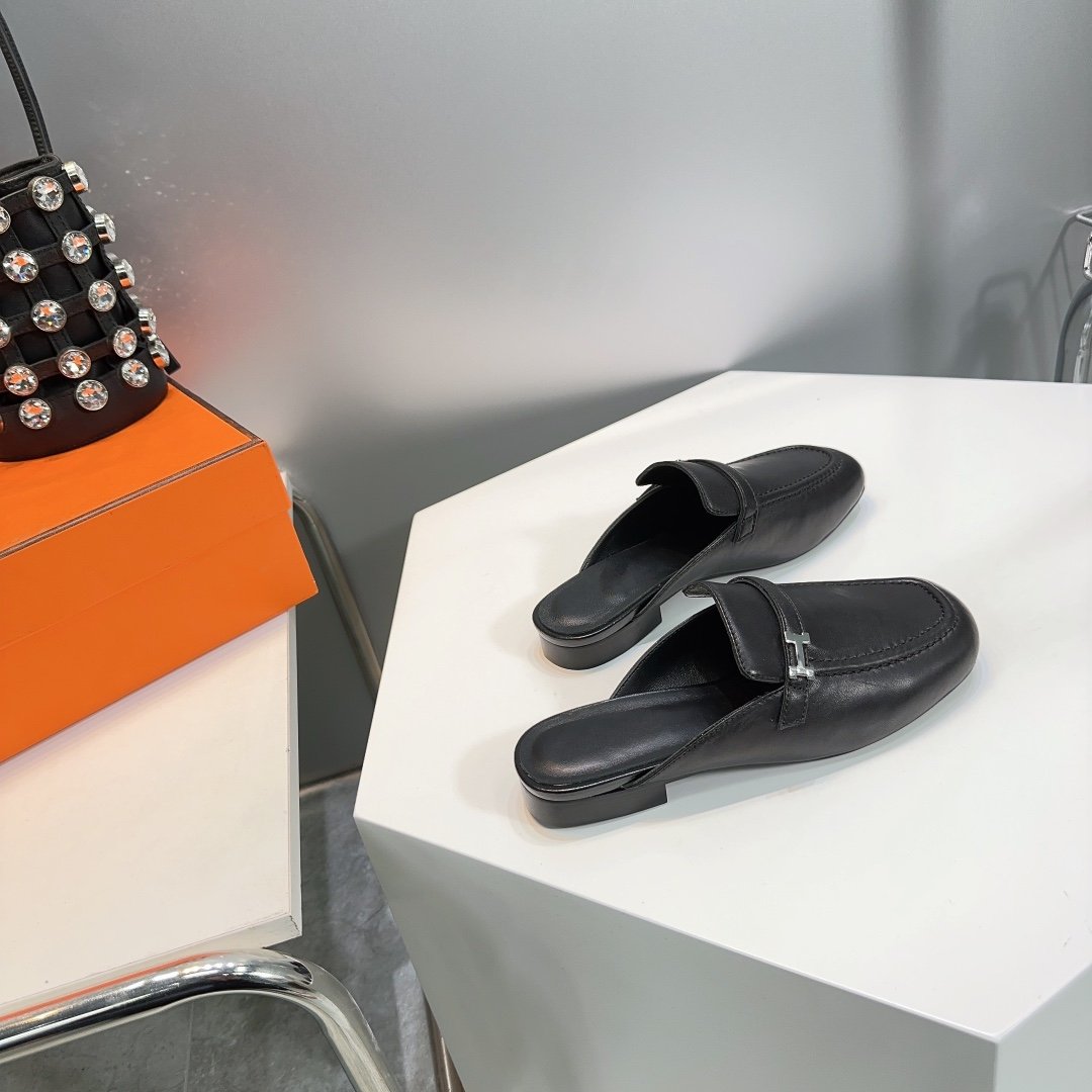 Lena Mule Black Leather