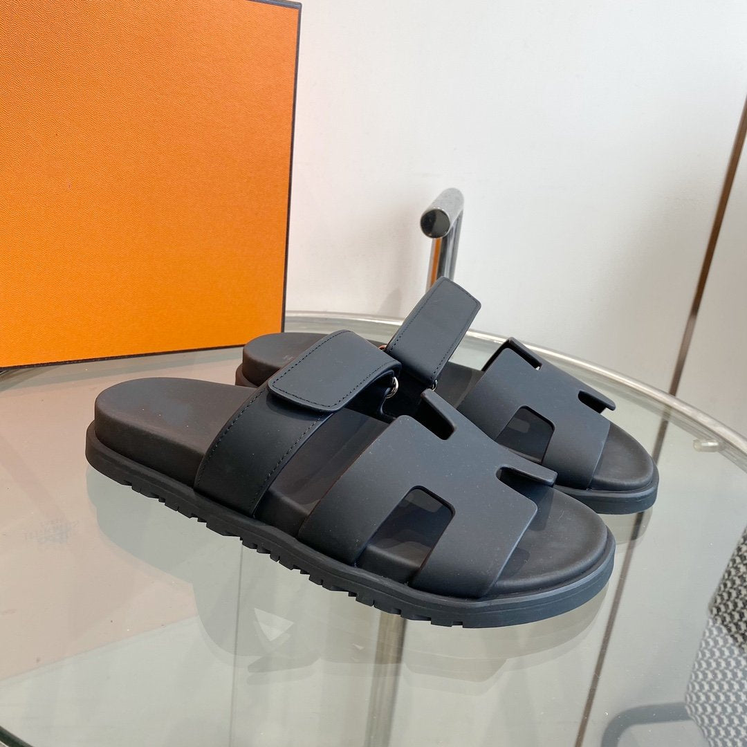 Chypre Sandal Black Mastic Calfskin Leather