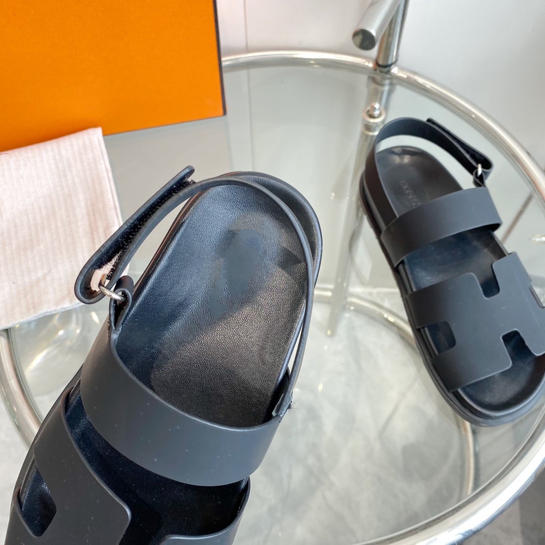 Genius Sandal Black Leather