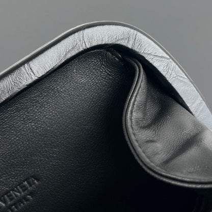 KNOT 19 IN BLACK CROCODILE PATTERN CALFSKIN
