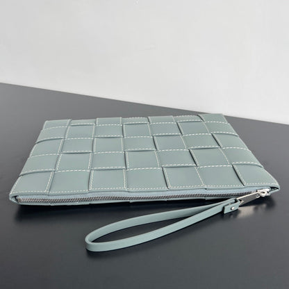 LARGE CASSETTE POUCH 35 IN GUNSMOKE CALFSKIN