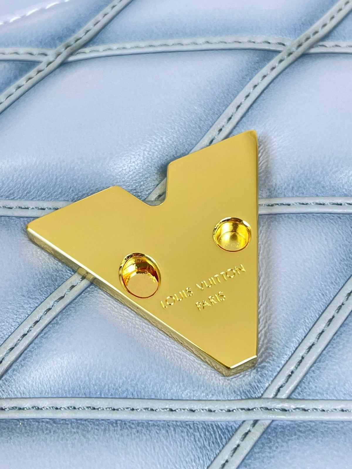 GO-14 MM 23 IN LIGHT BLUE GRAY QUILTED LAMBSKIN GOLD HARDWARE