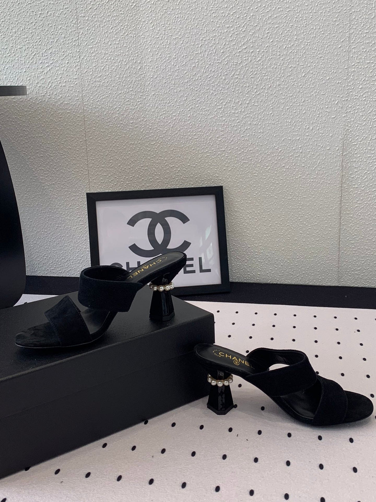 MULES black LAMBSKIN