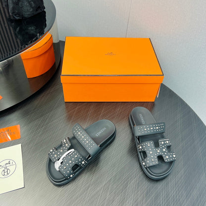 CHYPRE SANDAL BLACK CALFSKIN SPECIAL
