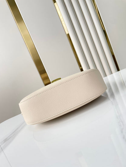LOW KEY SHOULDER BAG 26 IN QUARTZ GRAINED CALFSKIN GOLD BUCKLE