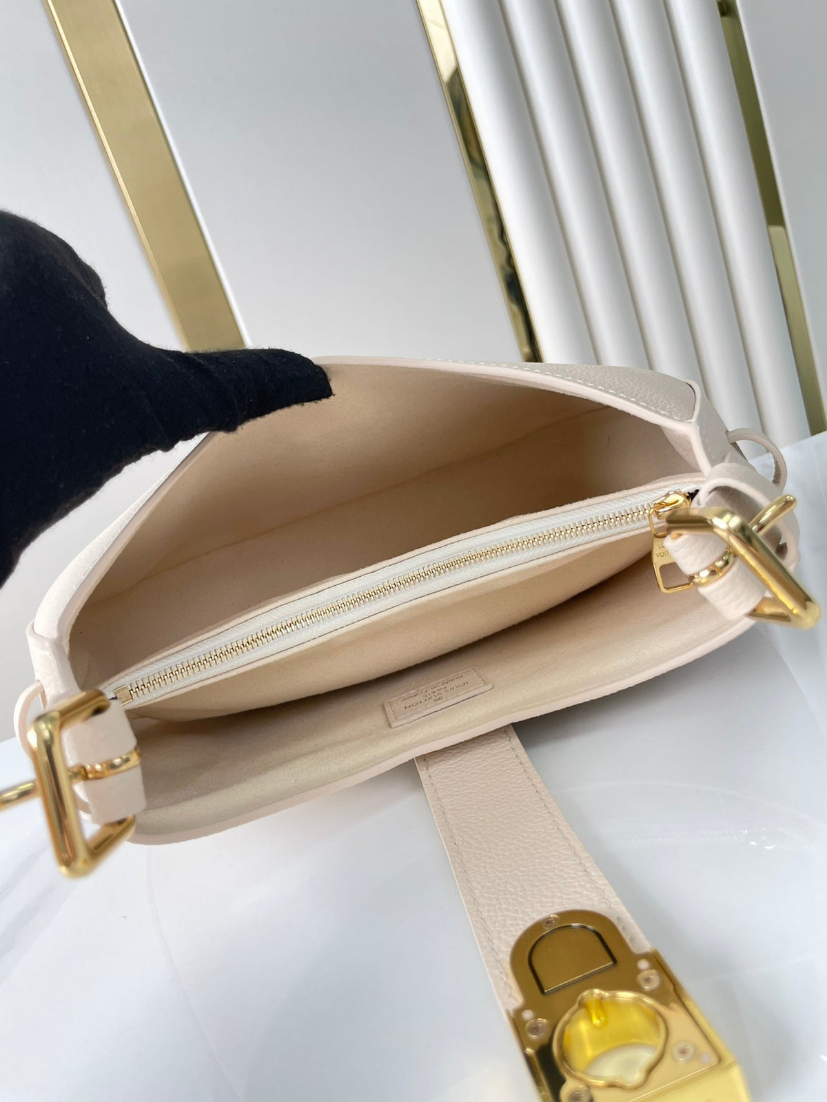 LOW KEY SHOULDER BAG 26 IN QUARTZ GRAINED CALFSKIN GOLD BUCKLE
