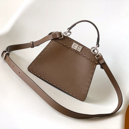 Peekaboo ISeeU Petite 20 Bag Chocolate Leather Shw
