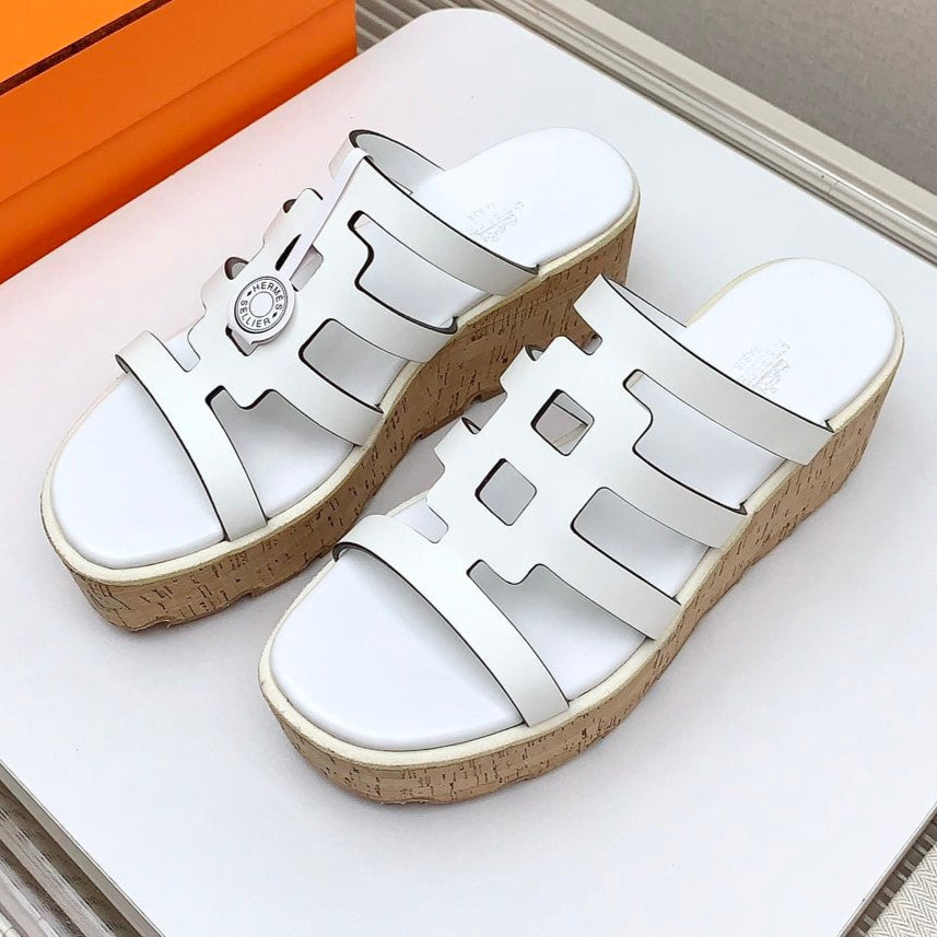 ISABELLA 30 SANDAL IN WHITE CALFSKIN