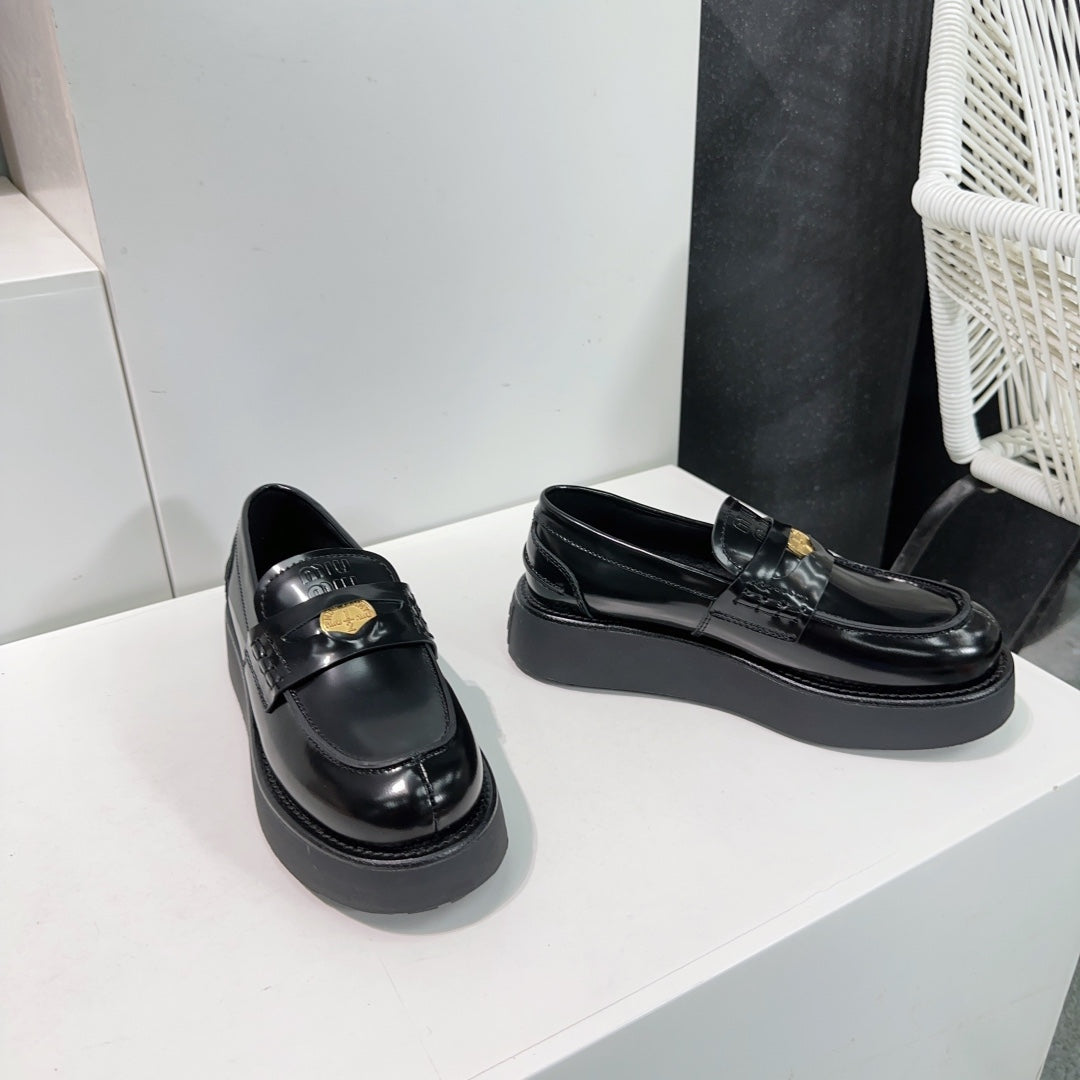 Thick-Soled Loafers Shoes Black Cowhide
