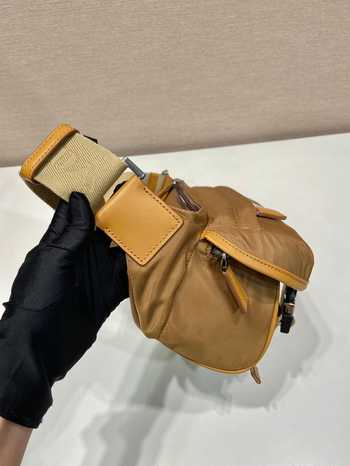 MESSENGER BAG 20 IN CIDER BROWN RE-NYLON AND CALFSKIN TRIM