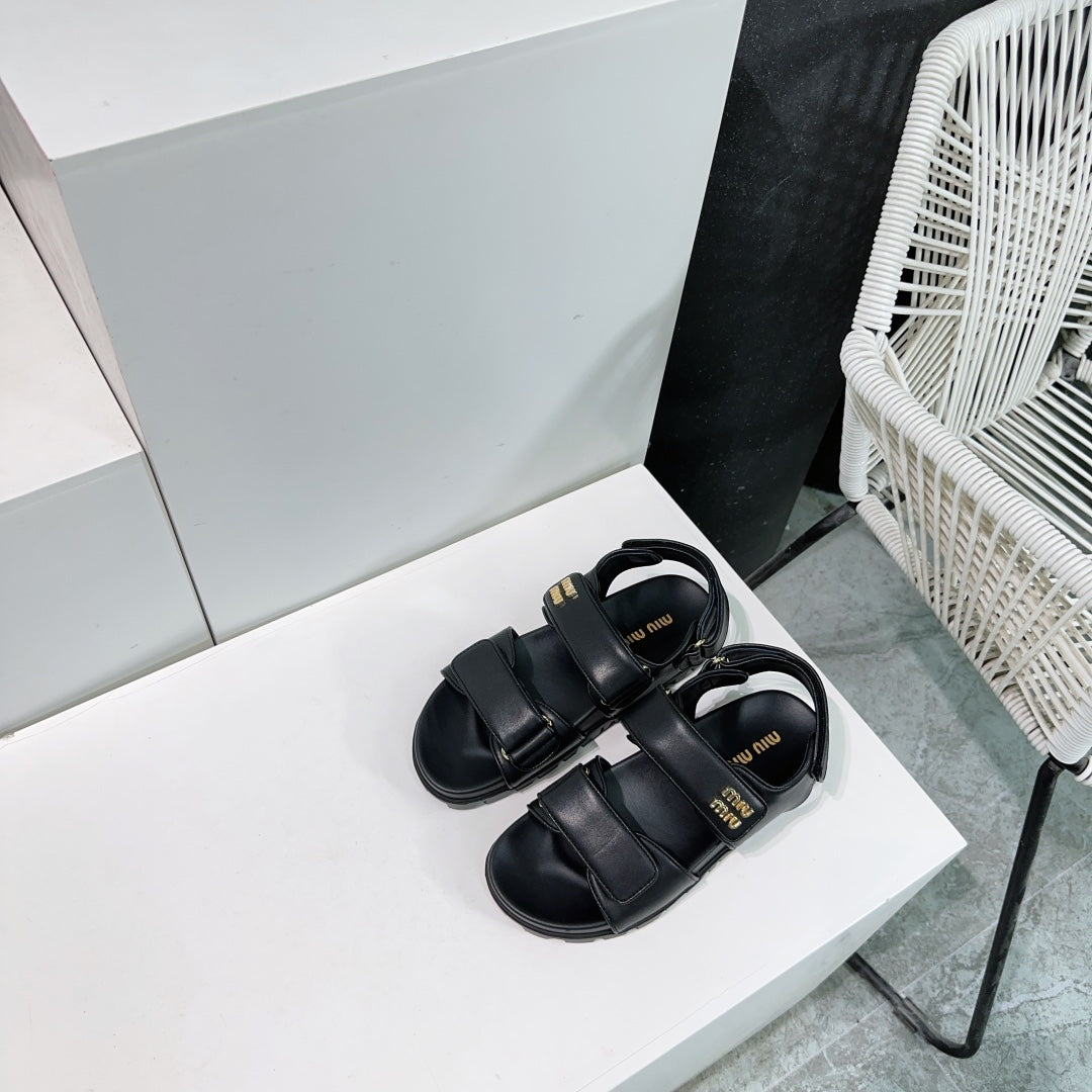 Sandals Black Sheepskin With Stylized Straps