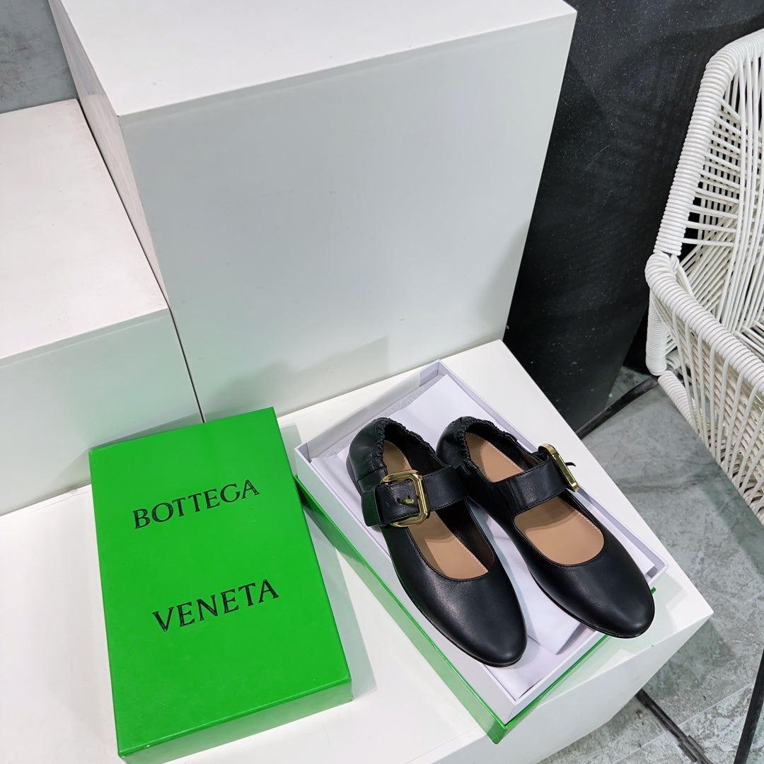ASTAIRE MARY-JANE BALLERINA IN BLACK CALFSKIN