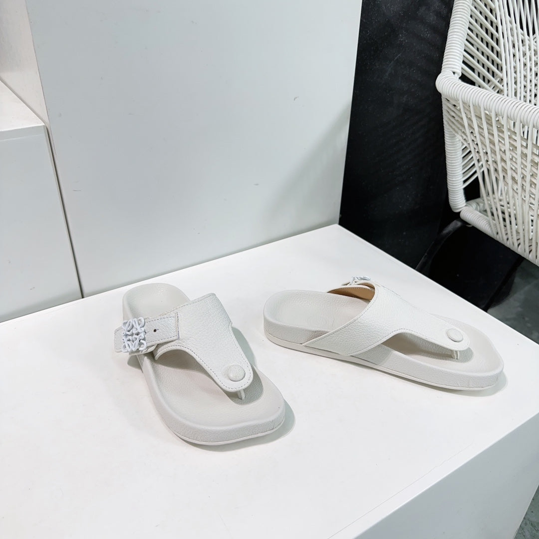 LW THONG SANDALS WHITE CALFSKIN