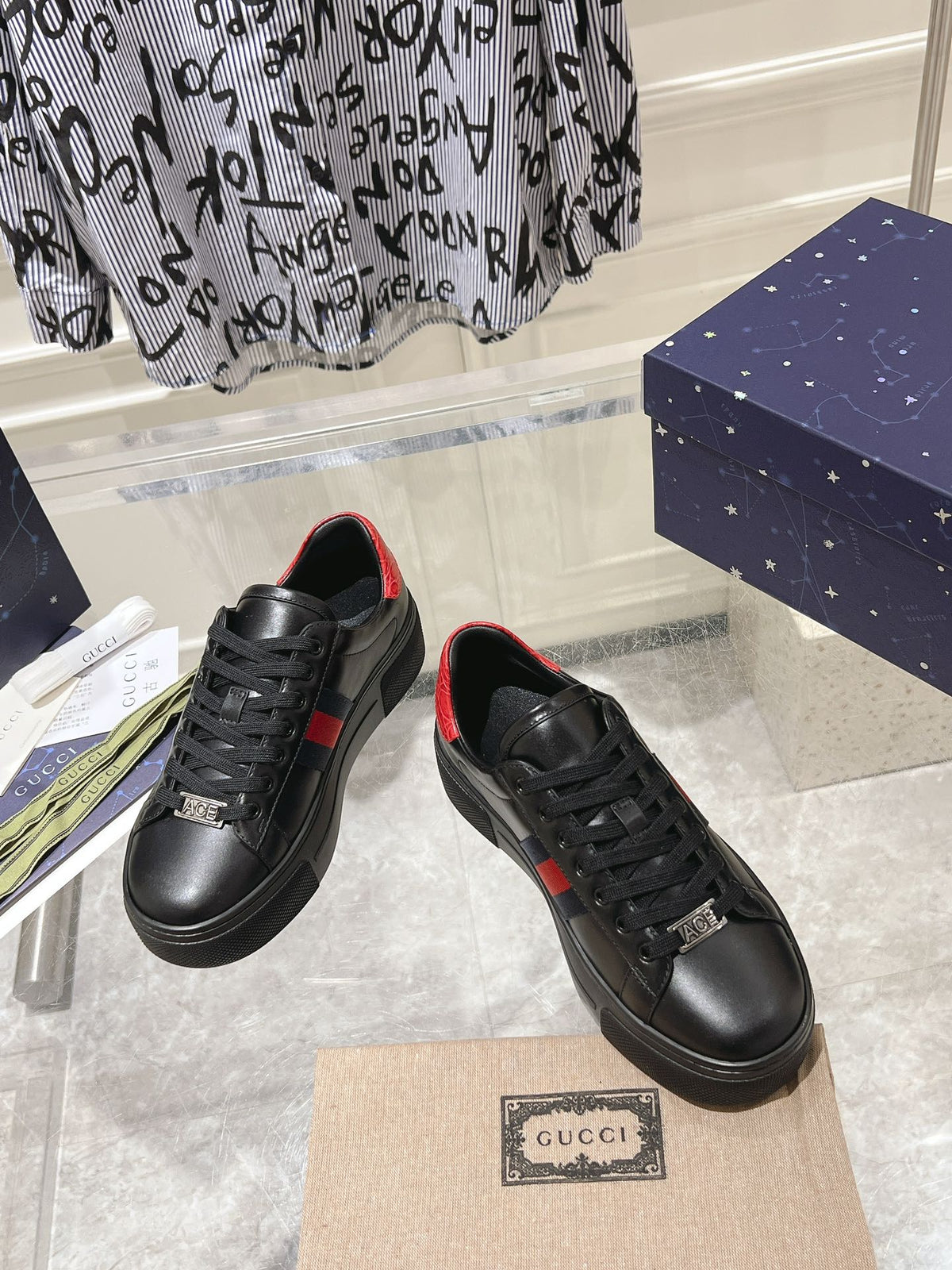 GG ACE 30 SUPREME TRAINER BLACK CALFSKIN