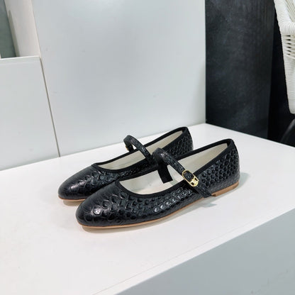 BALLET FLAT IN BLACK EMBOSSED CALFSKIN