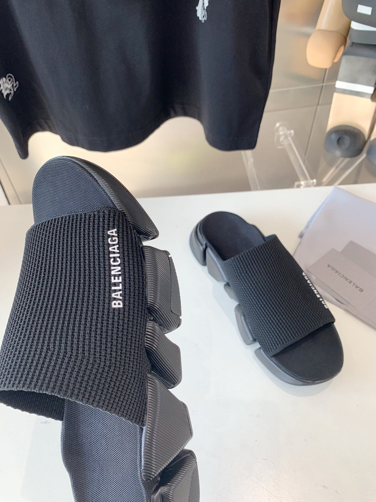 SPEED 2.0 SLIDE SANDAL IN BLACK RECYCLED KNIT AND BLACK SOLE