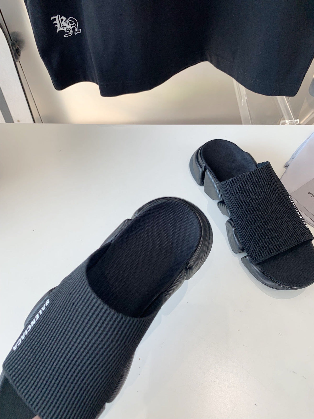 SPEED 2.0 SLIDE SANDAL IN BLACK RECYCLED KNIT AND BLACK SOLE