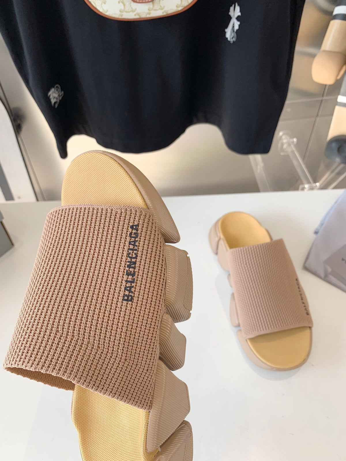 SPEED 2.0 SLIDE SANDAL IN BEIGE RECYCLED KNIT