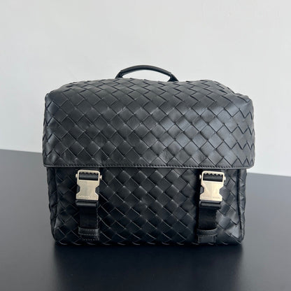 POSTINO BAG 30 IN BLACK CALFSKIN