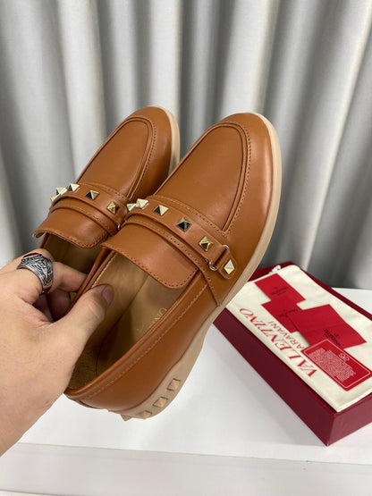 LEISURE FLOWS SPLIT LOAFER IN BRONZE BROWN CALFSKIN