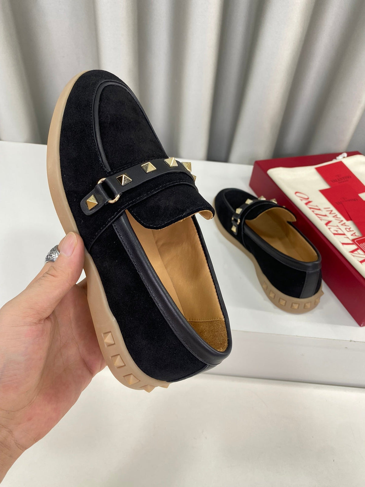 LEISURE FLOWS SPLIT LOAFER IN BLACK SUEDE