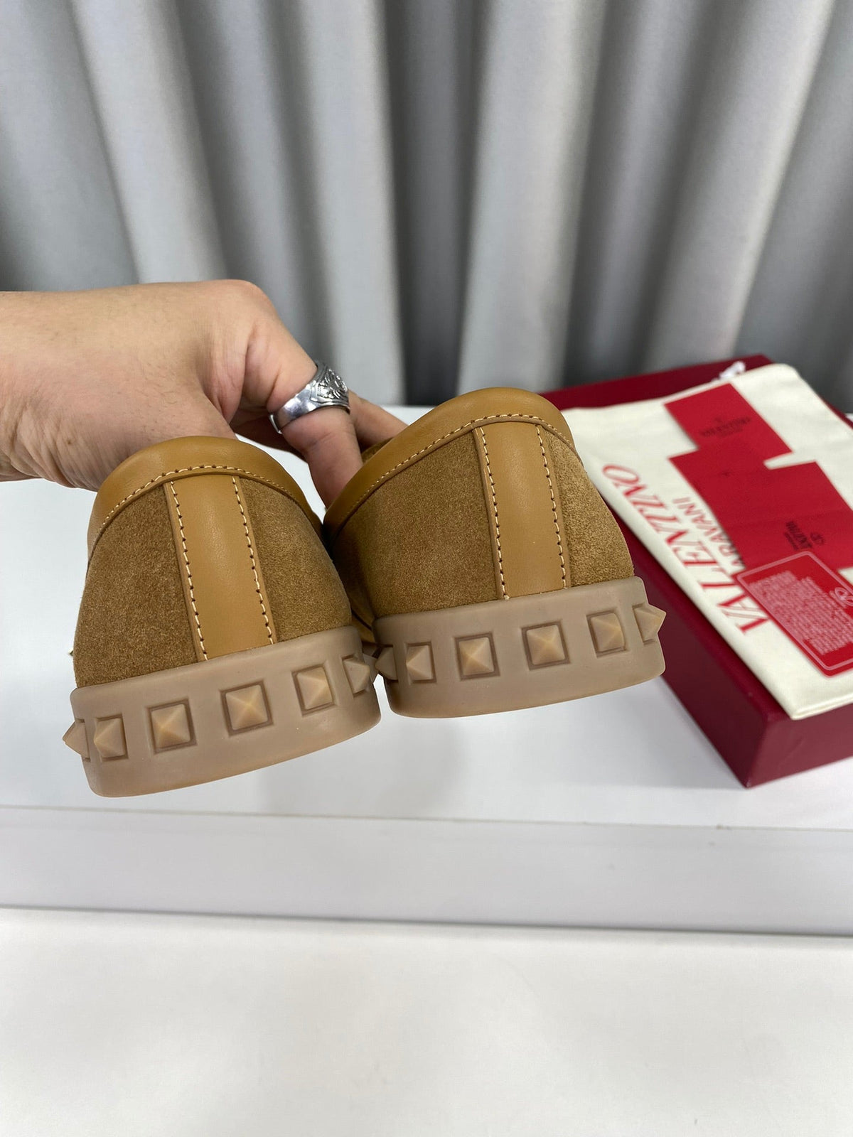 LEISURE FLOWS SPLIT LOAFER IN PEANUT BROWN SUEDE