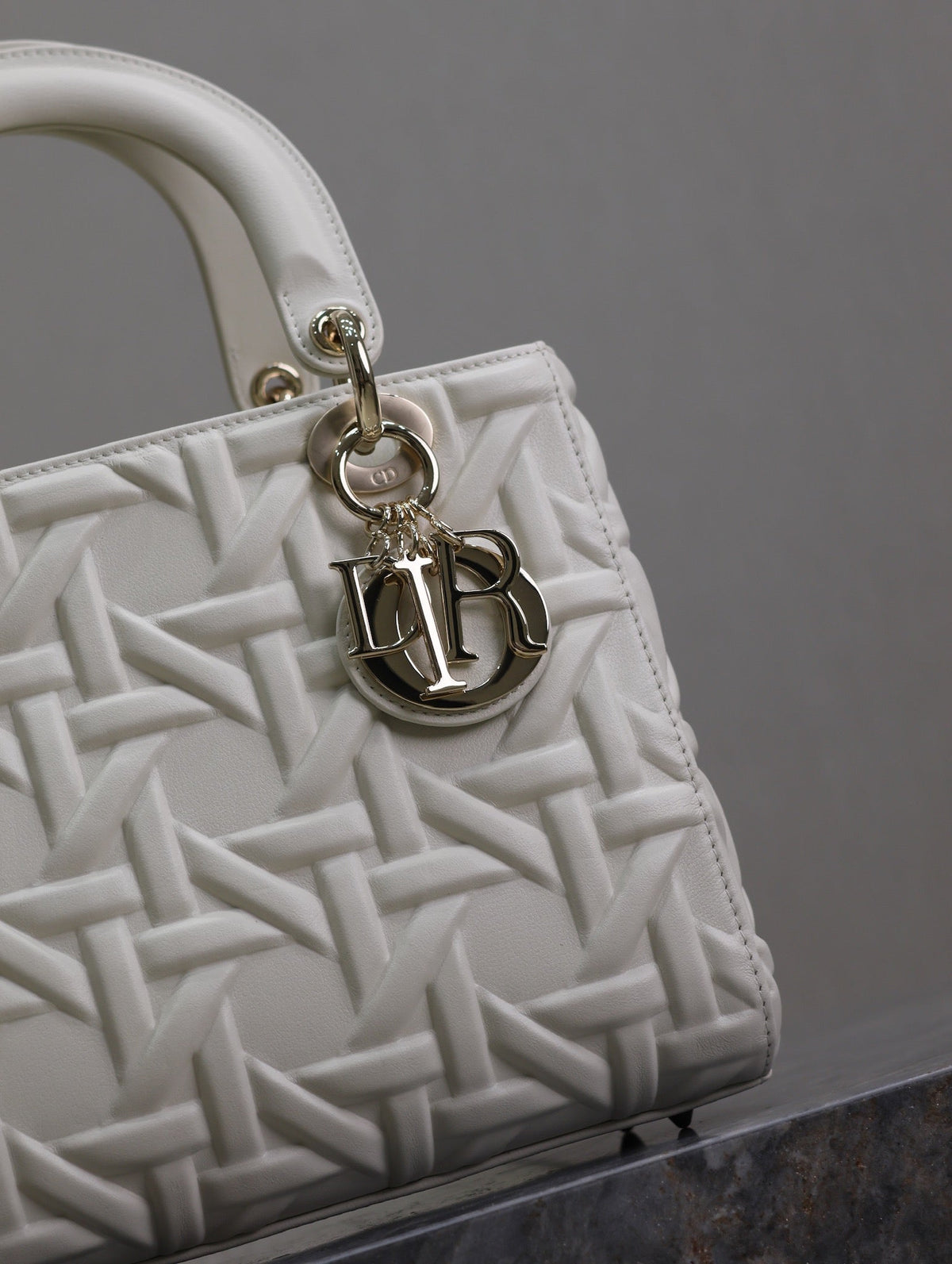 LADY BAG 24 IN WHITE GRAPHIC CANNAGE CALFSKIN PALE GOLD-FINISH METAL CHARMS