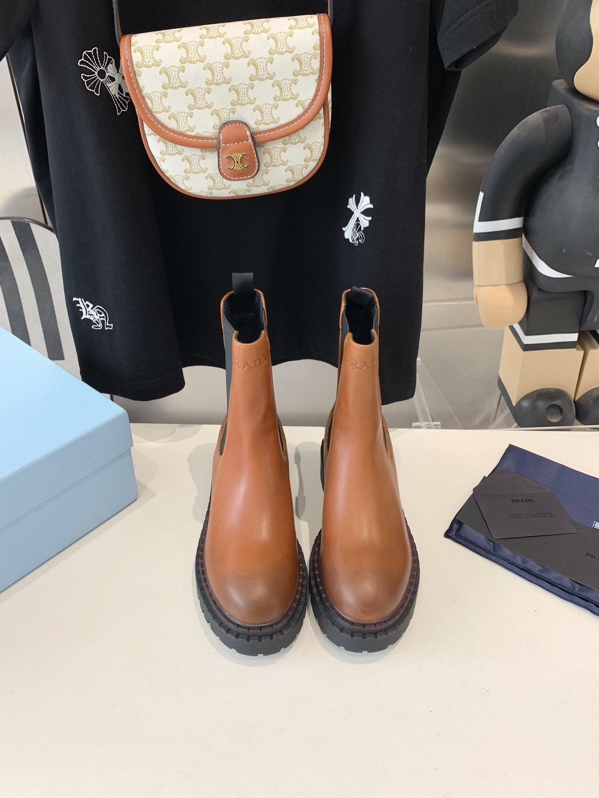 ANKLE BOOTS IN CINNAMON BROWN CALFSKIN