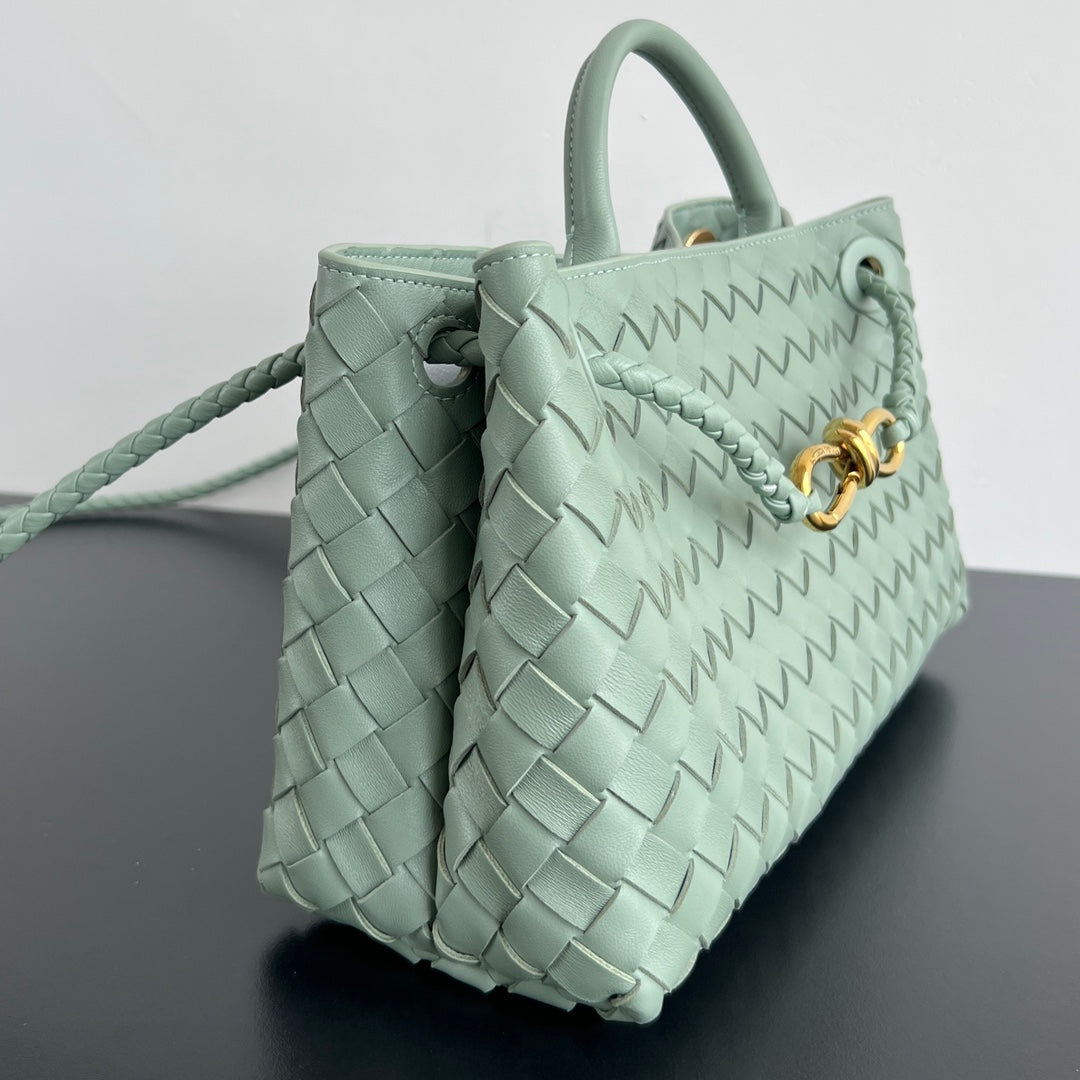 SMALL ANDIAMO 29 IN CEDALON GREEN LAMBSKIN