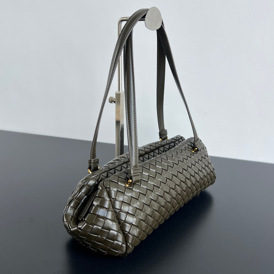 SHOULDER BAG 37 IN KELP LAMBSKIN
