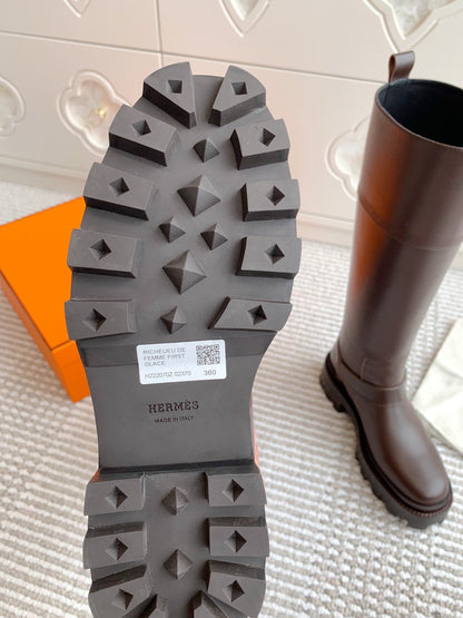 JAIME BOOT IN CHOCOLATE BROWN CALFSKIN