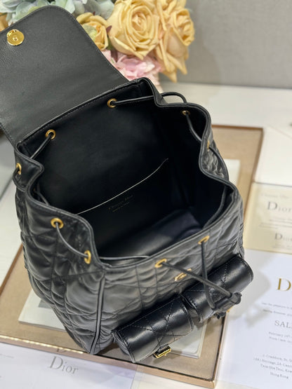 MEDIUM CARO BACKPACK 27 IN BLACK MACROCANNAGE LAMBSKIN