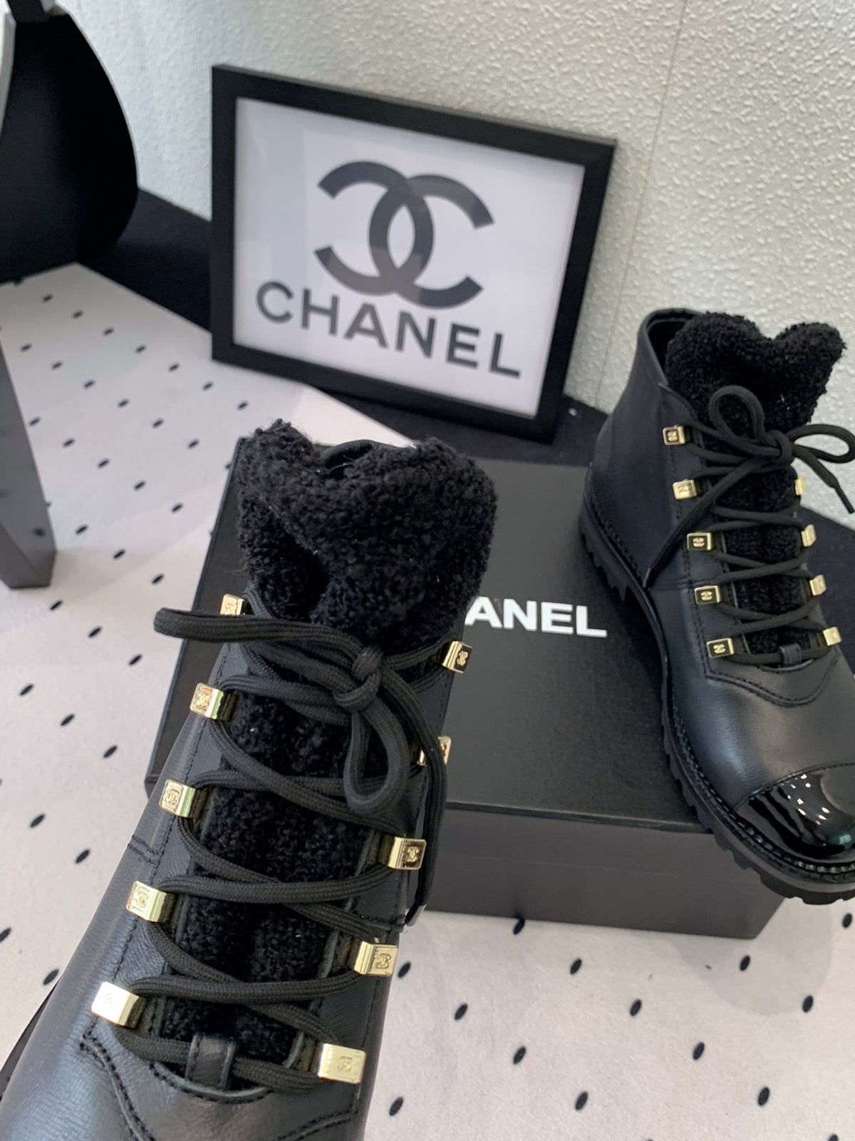ANKLE BOOTS IN BLACK CALFSKIN 971629